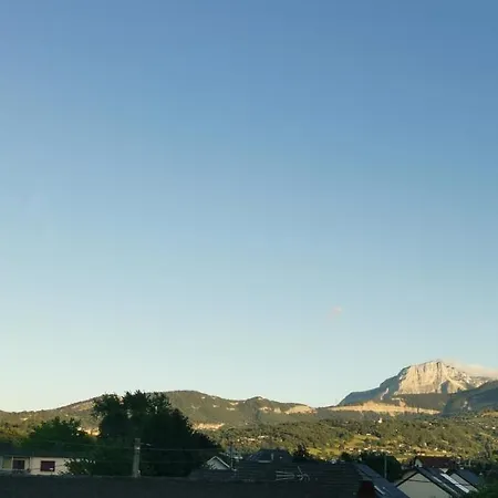 Les Volets Bleus * Chambéry